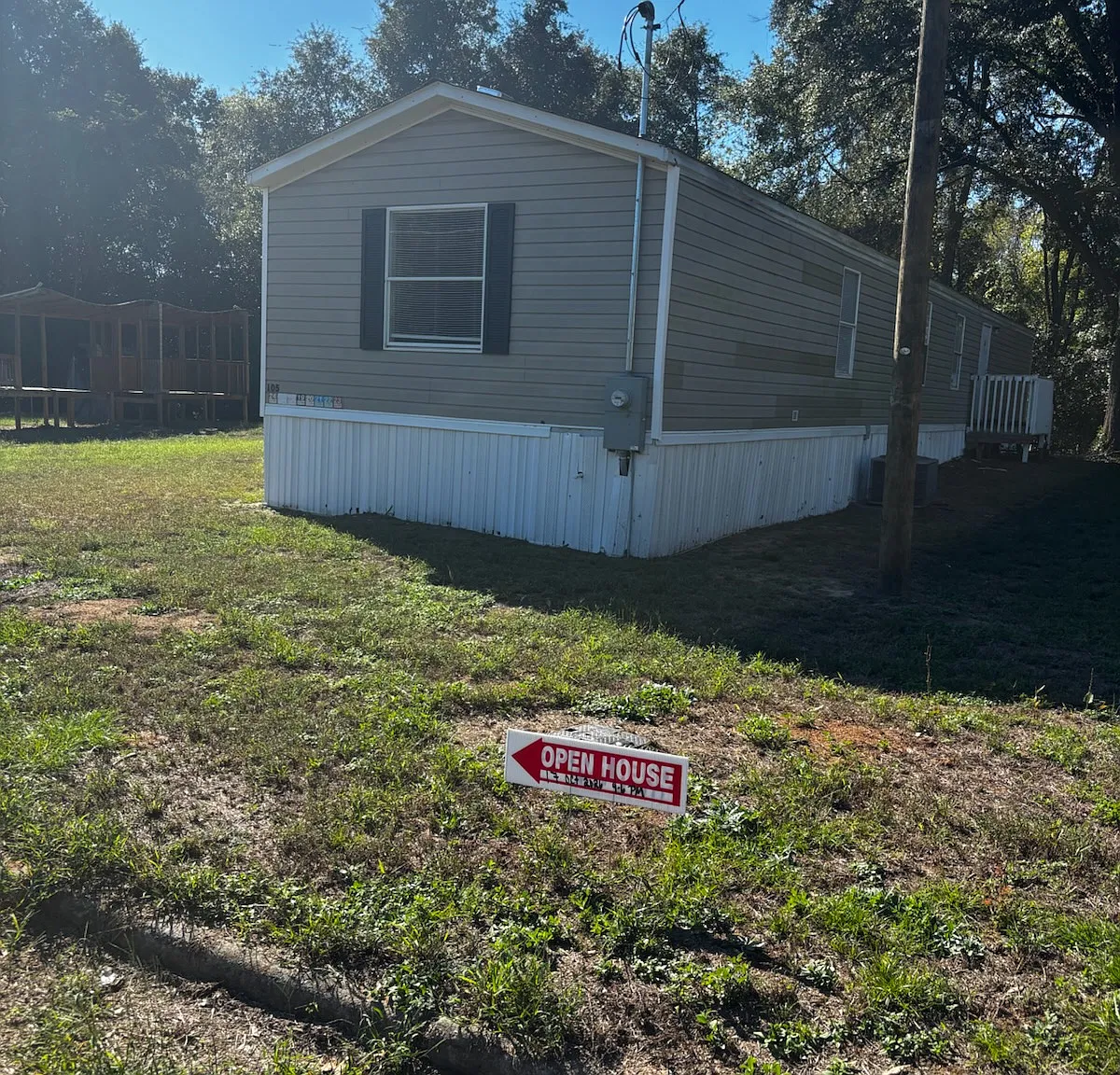 3 bed, 1200 sqft, $1,250 — Photo 1
