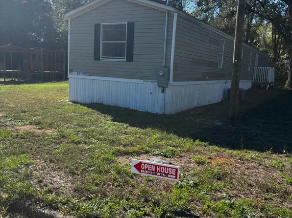 117 Martin Luther King Jr Dr, Montezuma, GA 31063
