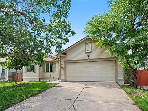 3rd image of 4095 Solarglen Dr