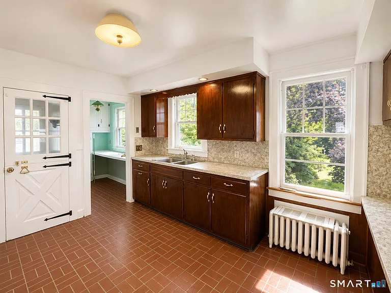 28 Jackson St #2 — Photo 3