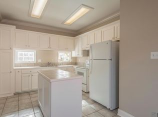 5684 Ducros Dr, Baton Rouge, LA 70820