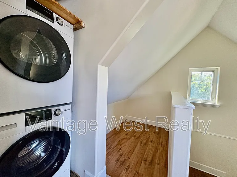 578B Cadder Ave — Photo 18