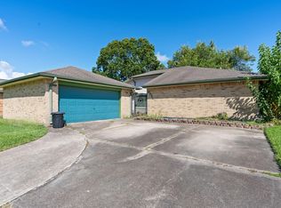 9731 Shell Rock Rd, La Porte, TX 77571