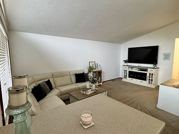 2nd image of 1091 Long Ridge Dr