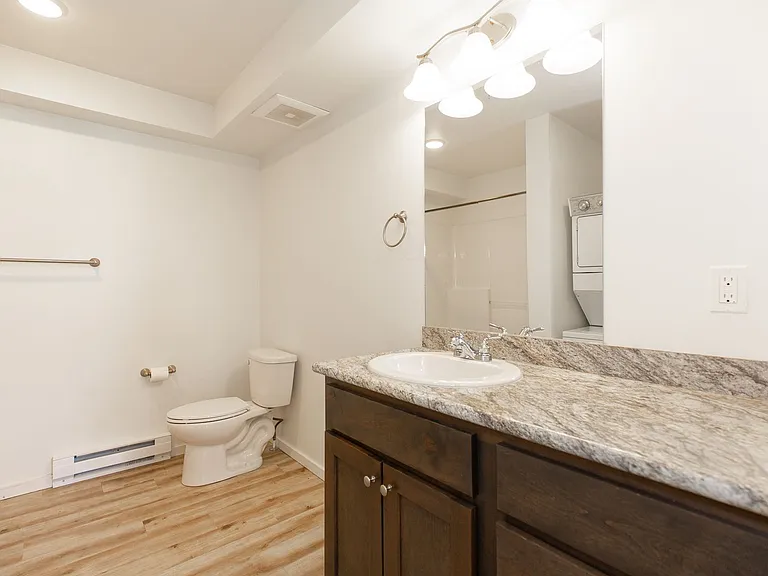 Cottonwood Corner Apartments — Photo 67