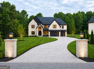3275 Smithtown Rd, Suwanee, GA 30024