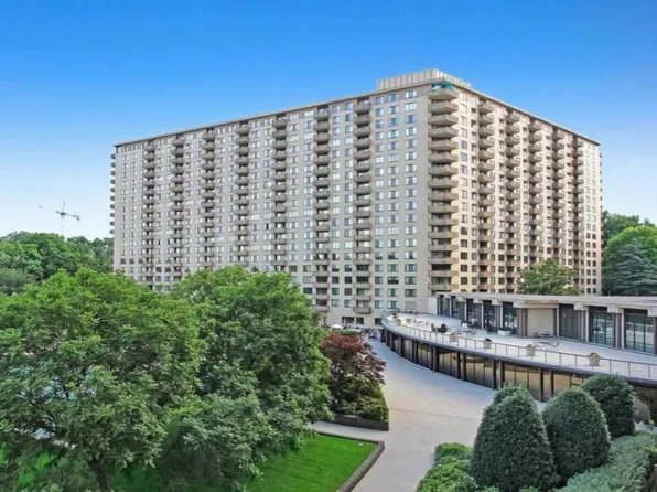 5225 Pooks Hill Rd #1106, Bethesda, MD 20814