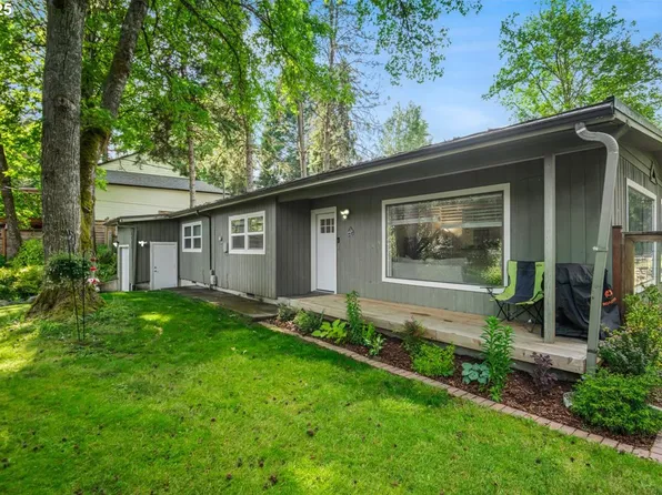 6926 SE Deardorff Rd, Portland, OR 97236