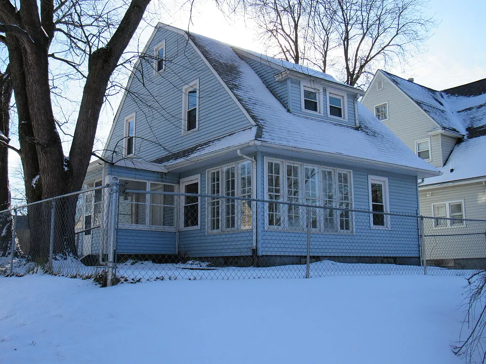 396 N Firestone Blvd