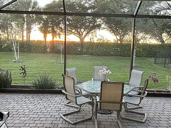 3rd image of 3484 Dandolo Cir