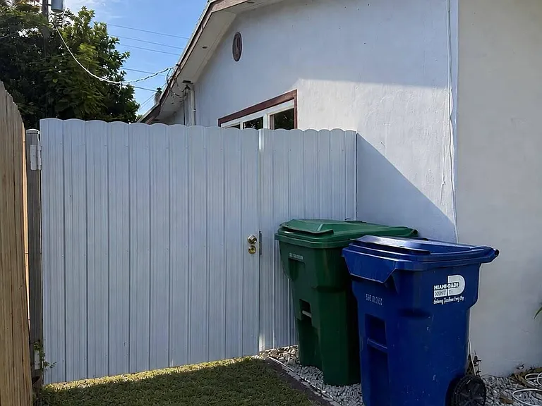19731 NW 4th Ave — Photo 29