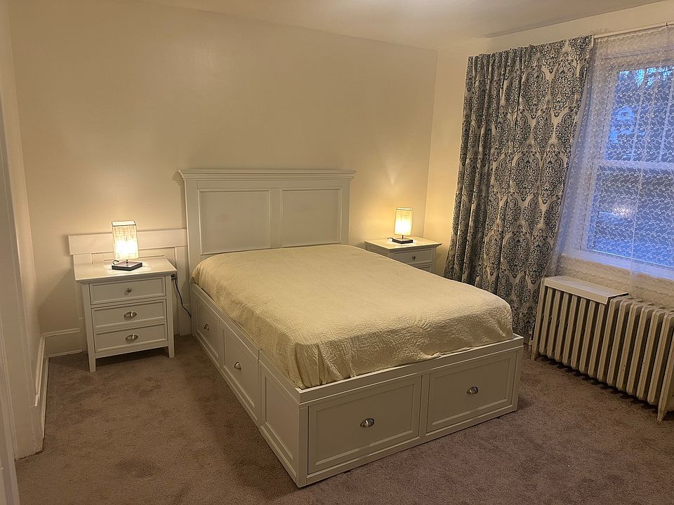 1st image of 113 Leila St #2