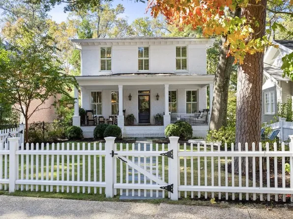 2084 Mc Kinley Rd NW, Atlanta, GA 30318