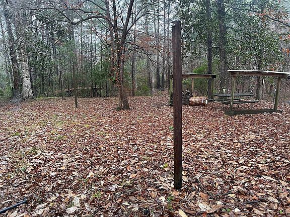 2nd image of 390 Bear Track Trl