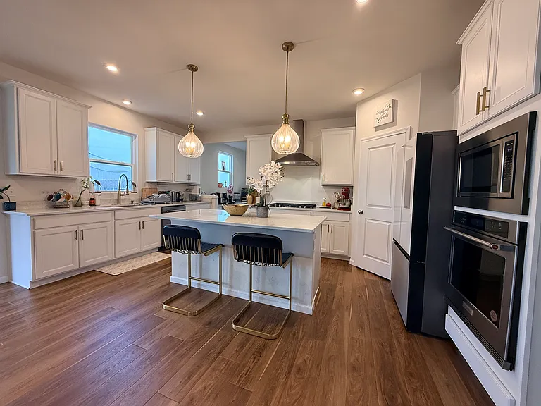 2984 Stonecrop Dr — Photo 10