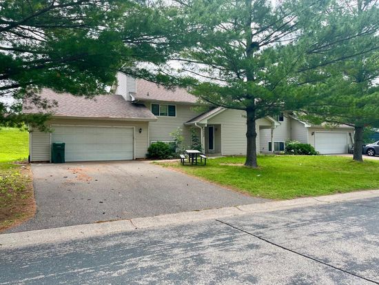7315 Bagpipe Blvd, Eden Prairie, MN 55346