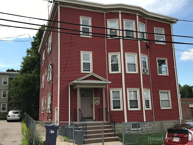 74 Brock St #2 — Photo 8