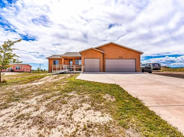 1058 E Ranch Dr, Pueblo West, CO 81007