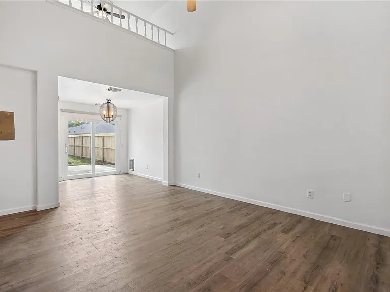 24210 Hard Wood Dr — Photo 12