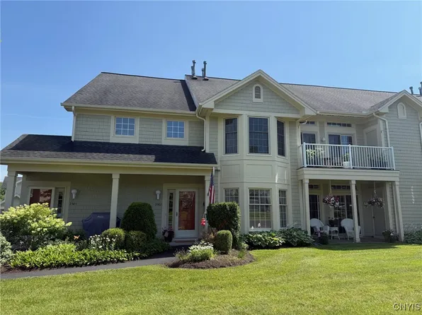 2301 Greymoor Way, Baldwinsville, NY 13027