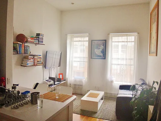 Rented by Julianna Realty Corp | media 12