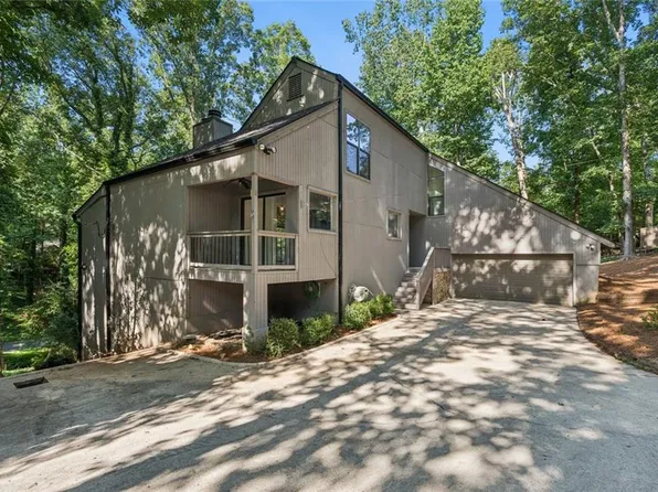 5623 High Harbor Point, Gainesville, GA 30504