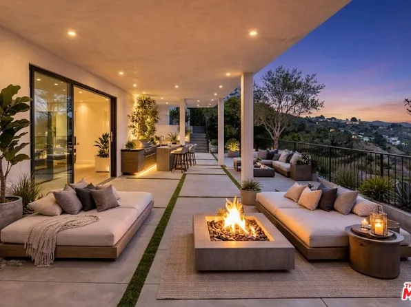 2021 Davies Way, Los Angeles, CA 90046
