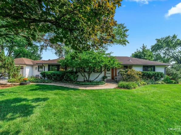 2300 Kaneville Rd, Geneva, IL 60134