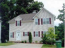 Spacious 2 story located in small quiet neighborhood in heart of Canton