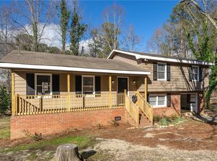 10 Pineview Ter, Temple, GA 30179