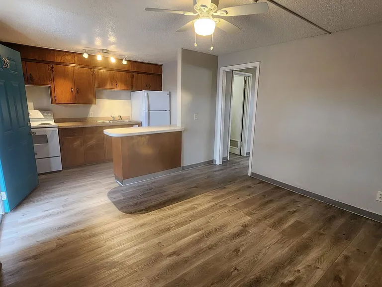 Patriot Apartments — Photo 3
