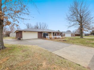 525 Concord St, Lowell, AR 72745