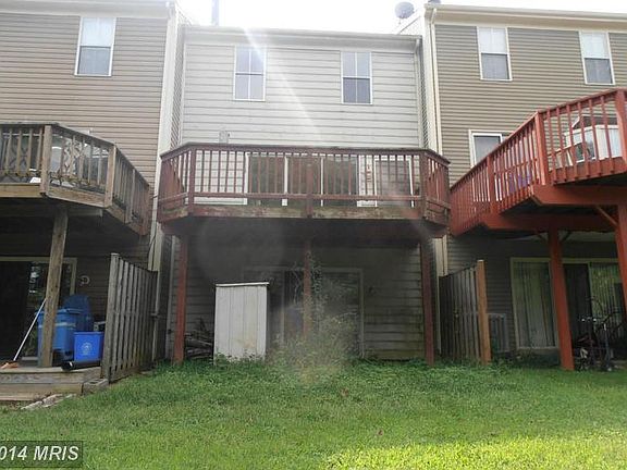 3rd image of 19952 Lake Park Dr #104