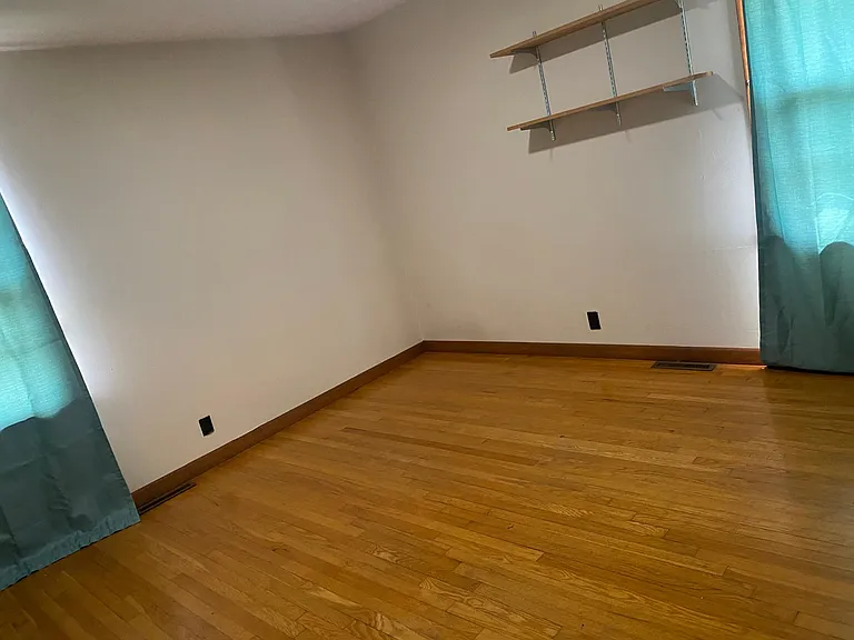 Second bedroom with shelving