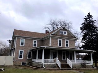 304 S Poplar St, Onarga, IL 60955