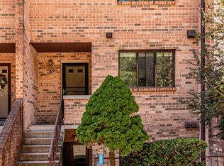 3863 Steppes Ct #A, Falls Church, VA 22041