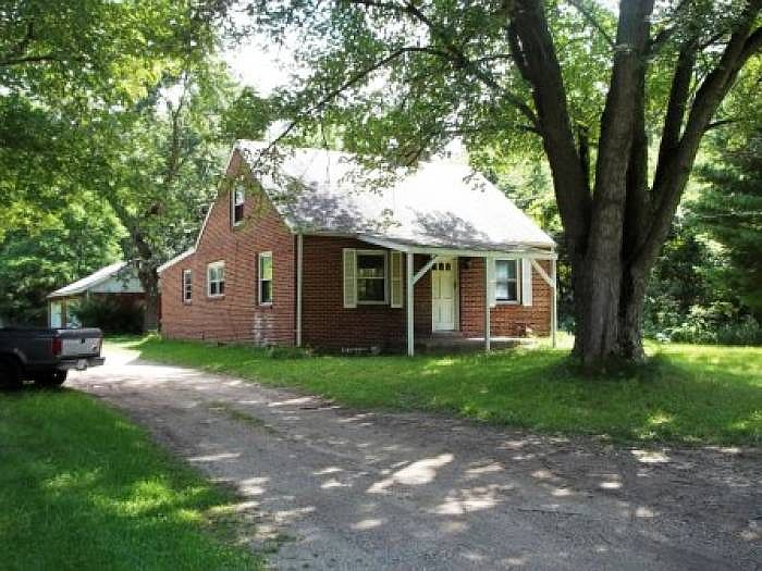 3824 S Locust Rd, South Bend, IN 46614 Zillow