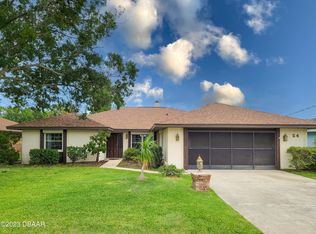 24 Cherrytree Ct, Palm Coast, FL 32137