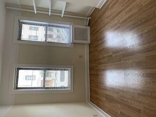 Rented by Compass | media 22