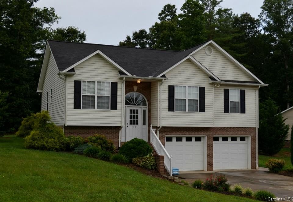 1st image of 150 Heritage Creek Dr
