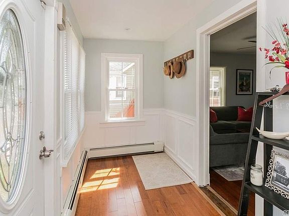 4th image of 453 Yale Ave