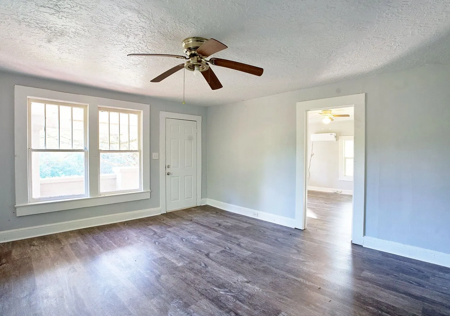 229 East 54th Anniston — Photo 3