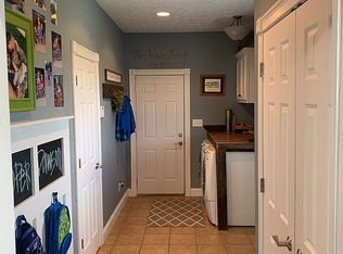 8041 McCarty Rd, Owensboro, KY 42301