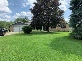 8729 Bluebird Dr, West Chester, OH 45069