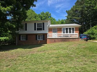 3813 Slagle Dr, Charlotte, NC 28215