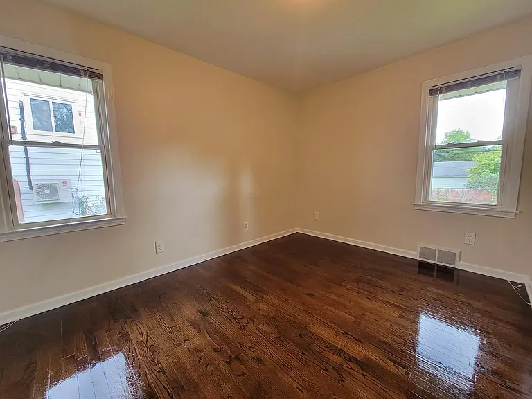 26265 W Six Mile Rd — Photo 18