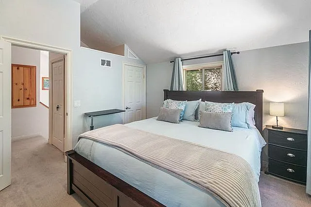 144 Silver Spruce Dr #1 — Photo 7