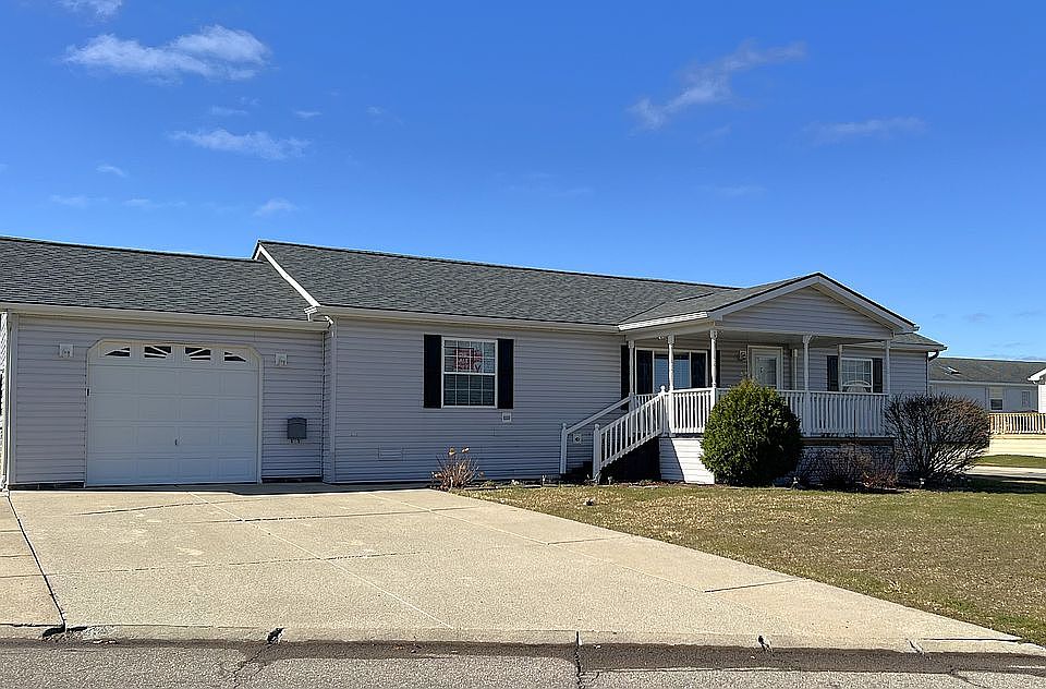 1st image of 16171 Derby Cir