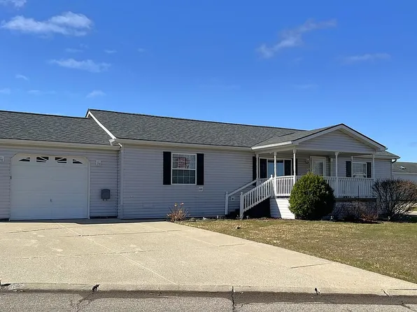 16171 Derby Cir, Holly, MI 48442
