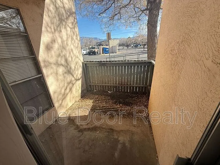 4601 Carlisle Blvd NE #H1 — Photo 13